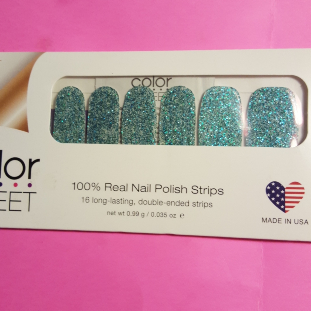 Color Street Nails strips
